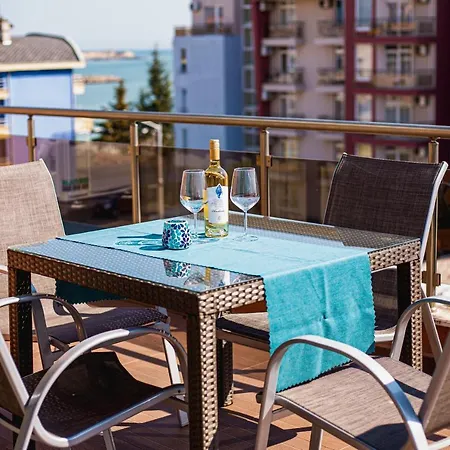 Apartment Апартамент Иви *